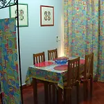 Vau *